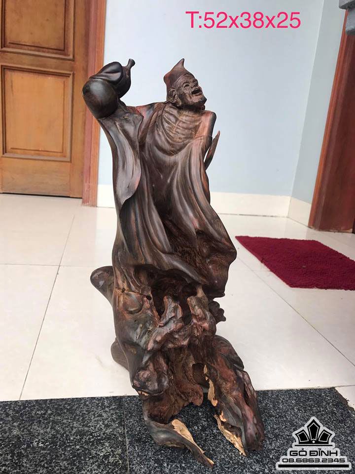 Tượng Tế Công gỗ Trắc