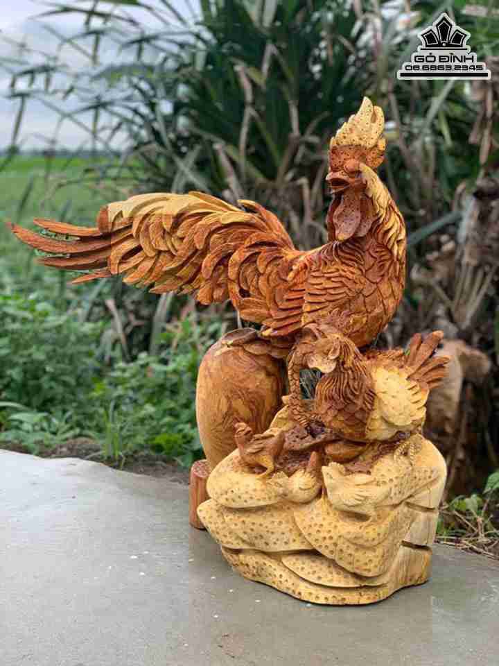Tượng Gia Đình Gà gỗ Hương