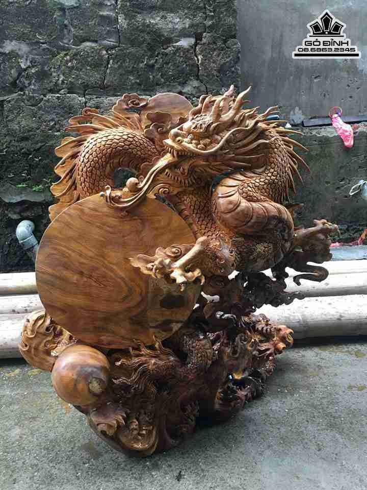 Tượng Rồng Gỗ Bách Xanh
