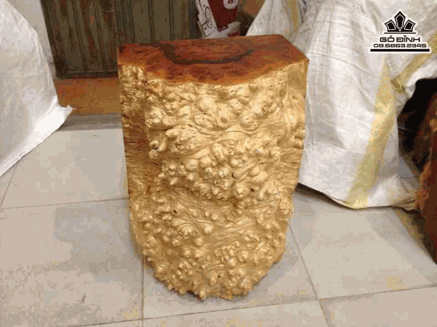 Đôn gỗ Xá Xị 