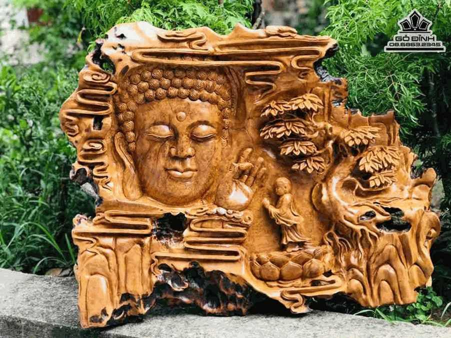 Đặt tượng Phật Tổ Như Lai ở vườn thiền