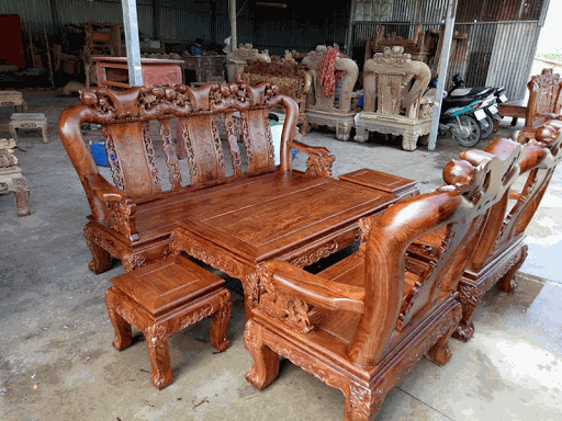 Bàn ghế gỗ hương tay 12 - mang lại cảm giác hài hòa, sang trọng và quý phái