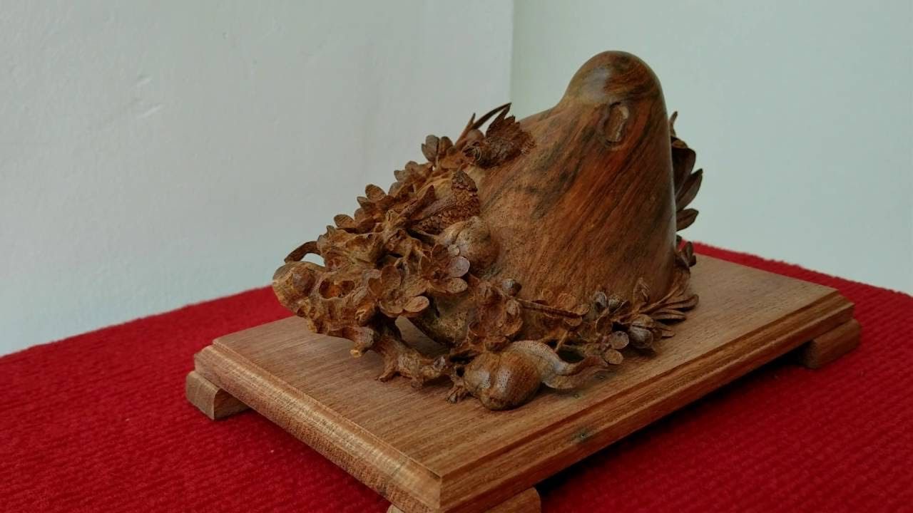 Đào Tiên gỗ mang lại vẻ đẹp sang trọng cho không gian phòng khách