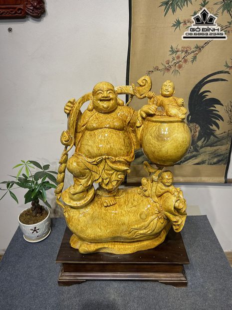 Tượng Phật Di Lặc gỗ Nu Kháo