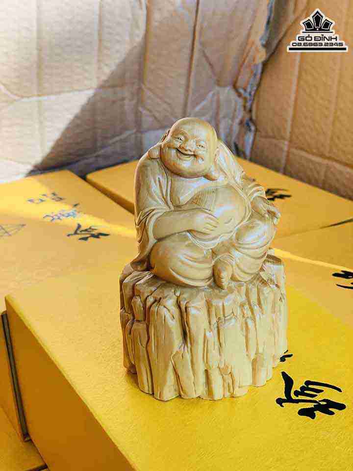 Tượng Phật Di Lặc Gỗ Hoàng Dương