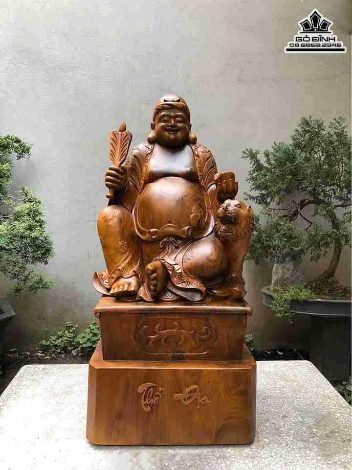 Tượng Thổ Địa gỗ Bách Xanh