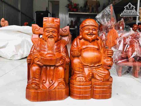 Tượng Thổ Địa gỗ Hương đêm lại điều may mắn 