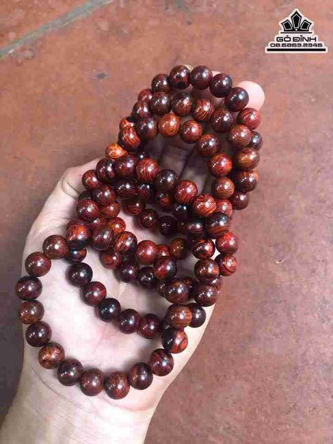 Vòng Tay 14 Hạt gỗ Sưa - tránh những bế tắc và thành công viên mãn               