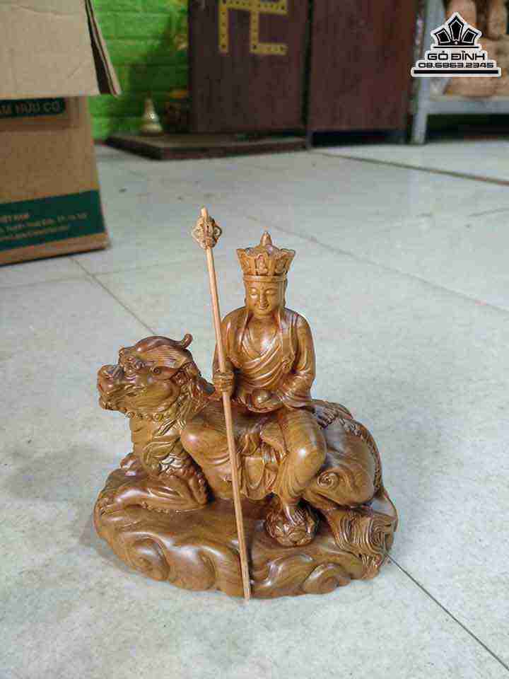Tượng Bồ Tát Địa Tạng gỗ mang đến sự bình an và cuộc sống ấm no