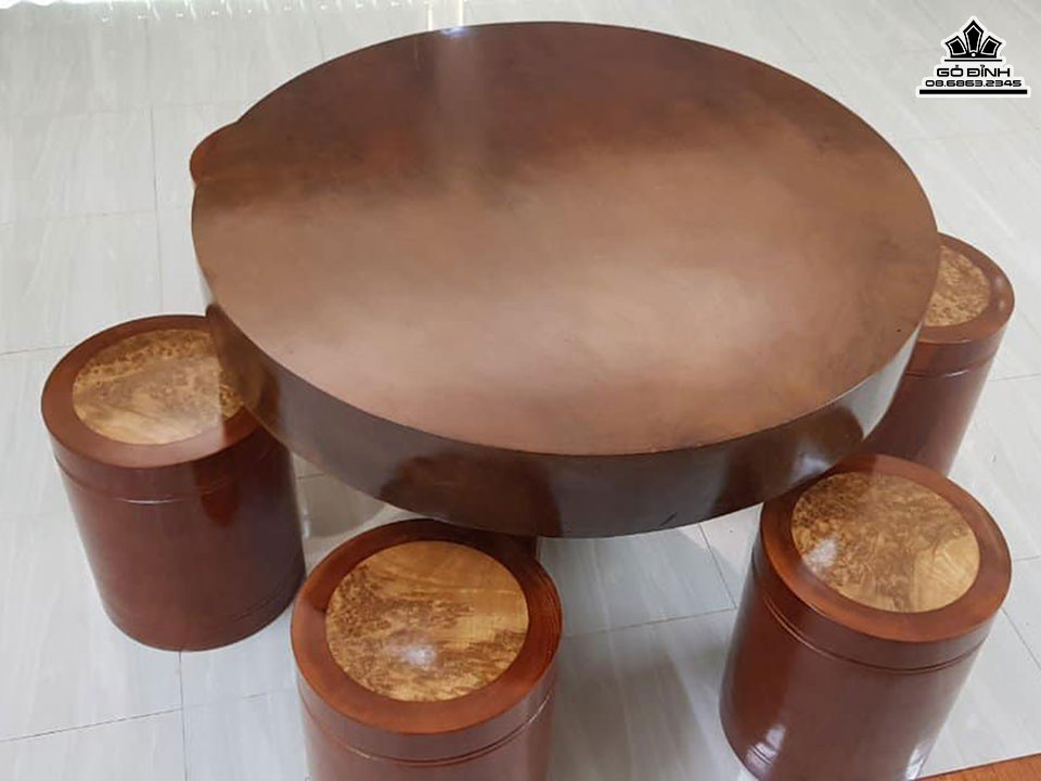  Bàn tròn Gỗ Phay đen