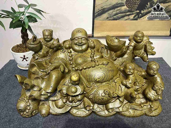 Tượng Phật Di Lạc gỗ Mun Đuôi Công