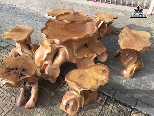 Bộ bàn ghế gốc cây gỗ Bò Ma (Dổi lá to)