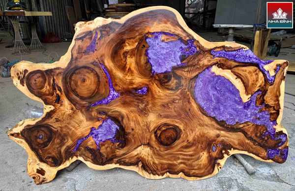Bàn Epoxy gỗ Me Tây cực đẹp