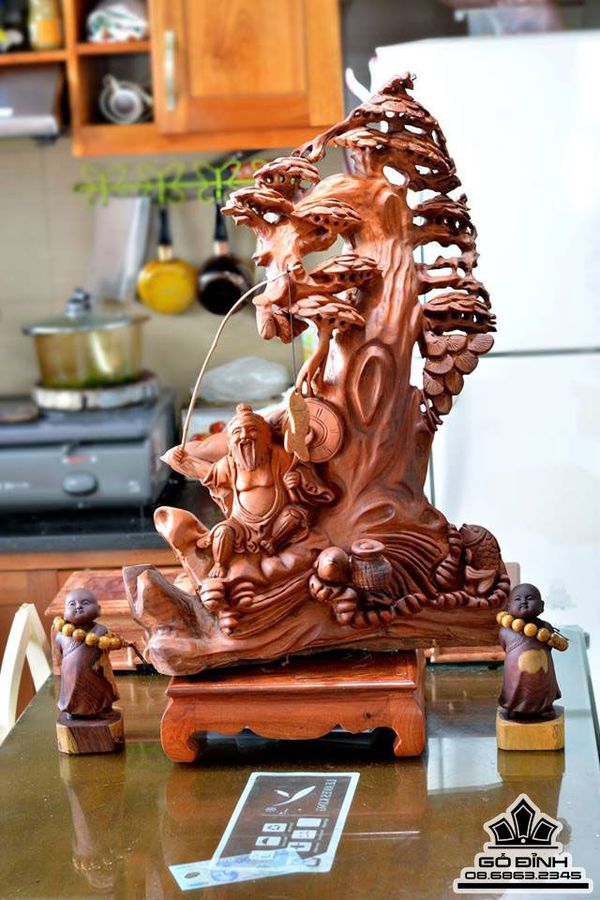 Lã vọng ngồi gốc Tùng câu cá gỗ Hương Lã vọng ngồi gốc Tùng câu cá gỗ Hương