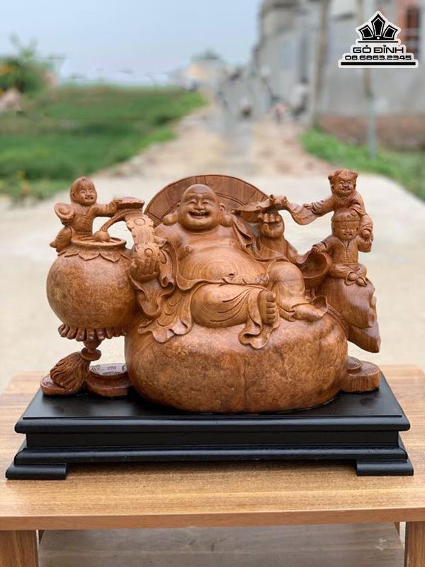 Tượng Phật Di Lặc Ngồi Tam Phúc Gỗ Nu Hương Tượng Phật Di Lặc Ngồi Tam Phúc Gỗ Nu Hương