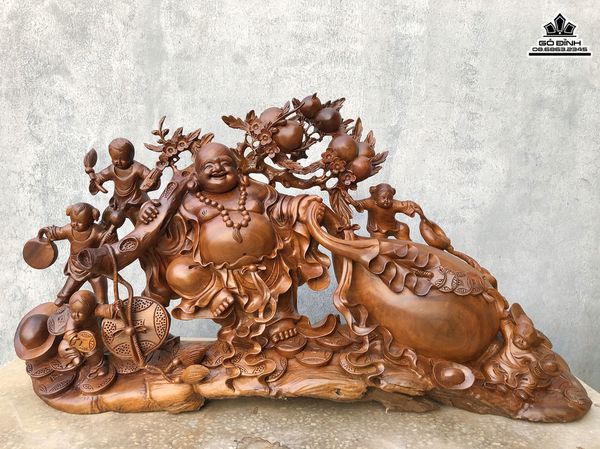 Tượng Phật Di Lặc Kéo Bao Tiền Gỗ Xá Xị (Gù Hương)