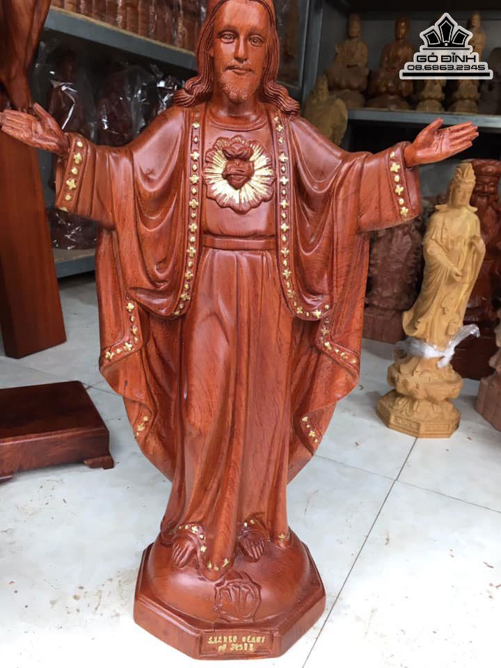 Tượng Chúa Giêsu Dang Tay Gỗ Hương