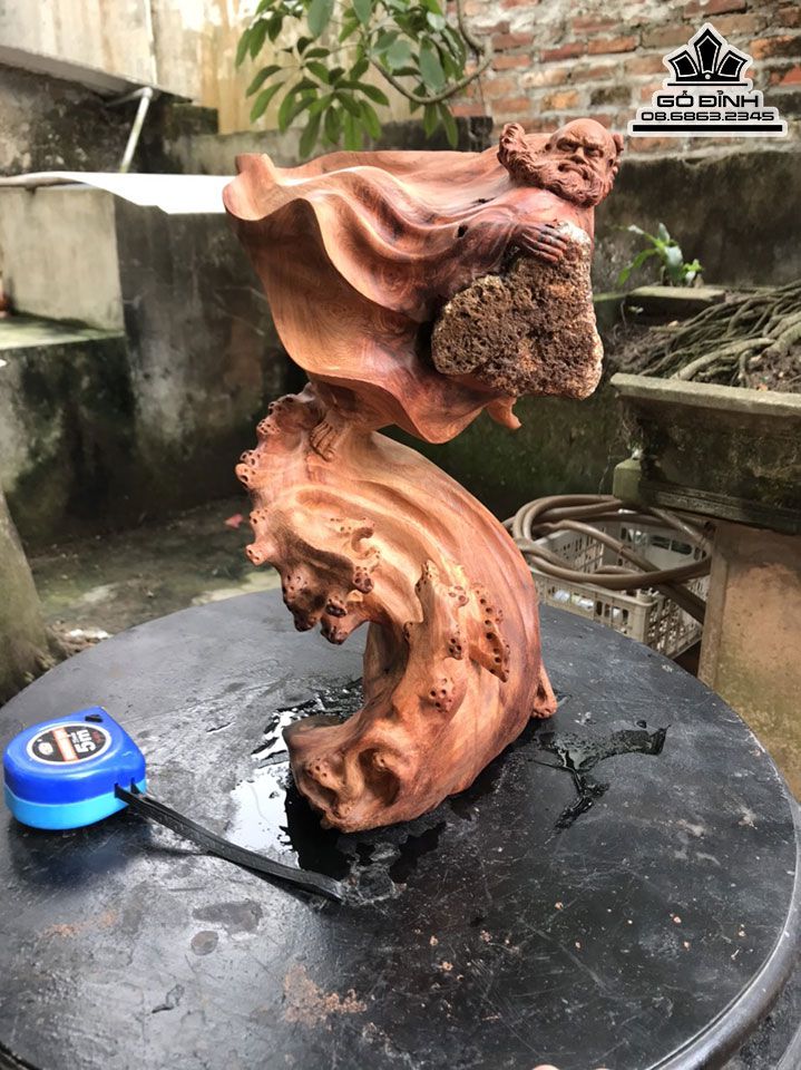 Tượng Đạt Ma Bay Gỗ Hương