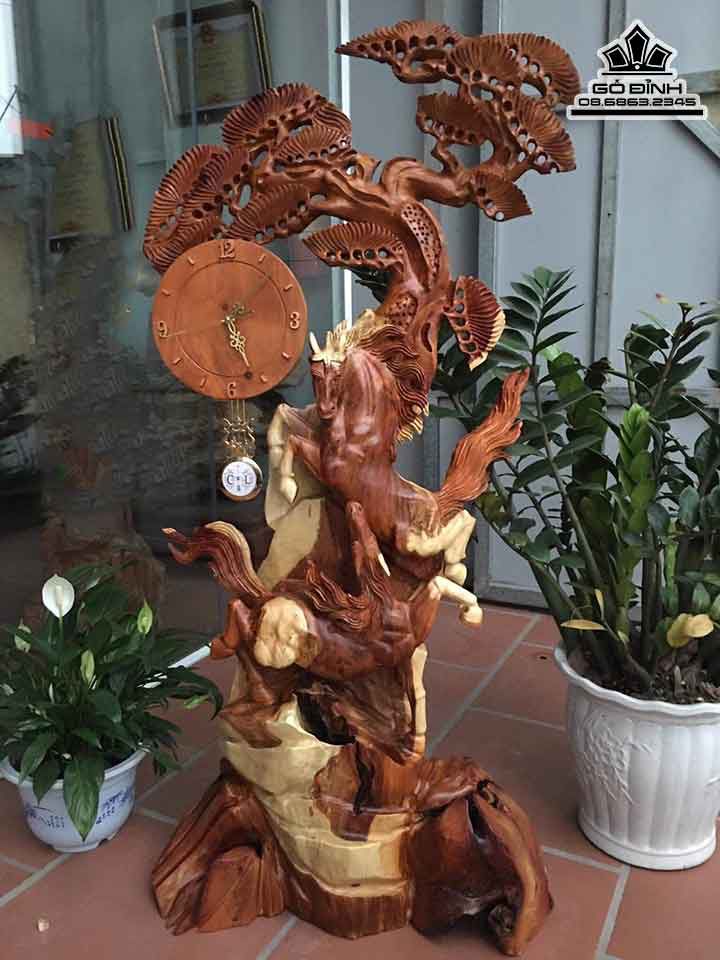 Tượng Song Mã Uyên Ương Gỗ Hương