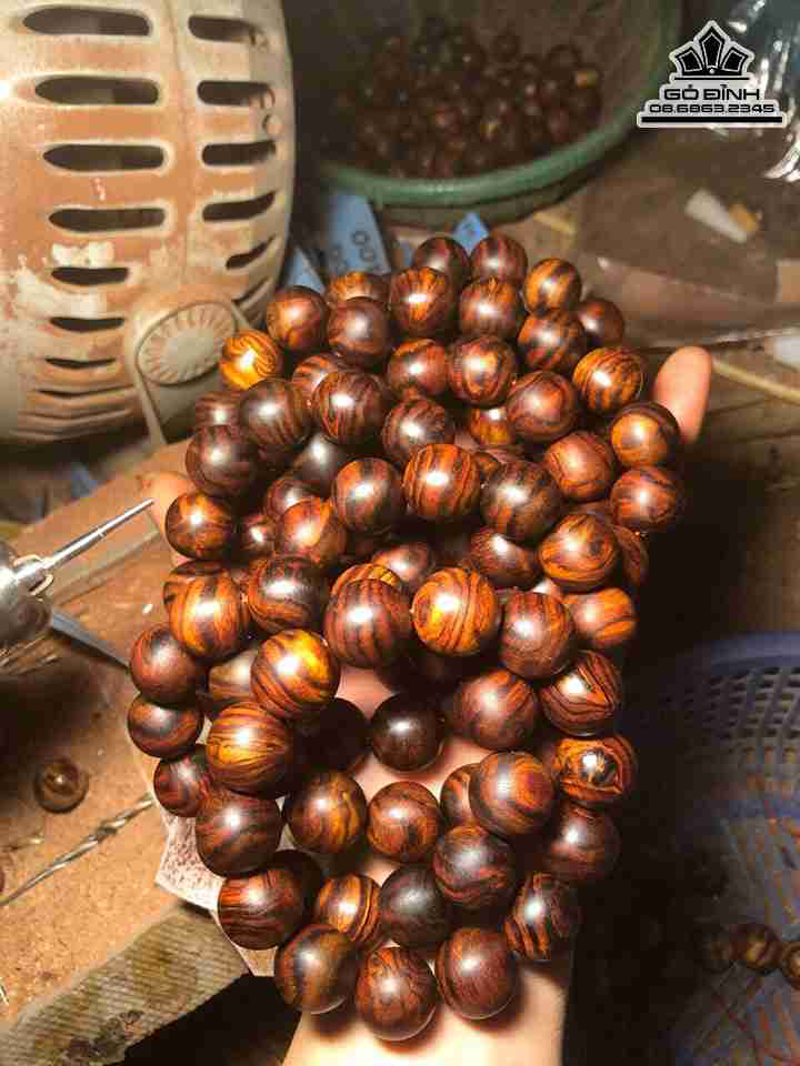 Vòng Tay gỗ Sưa Bắc