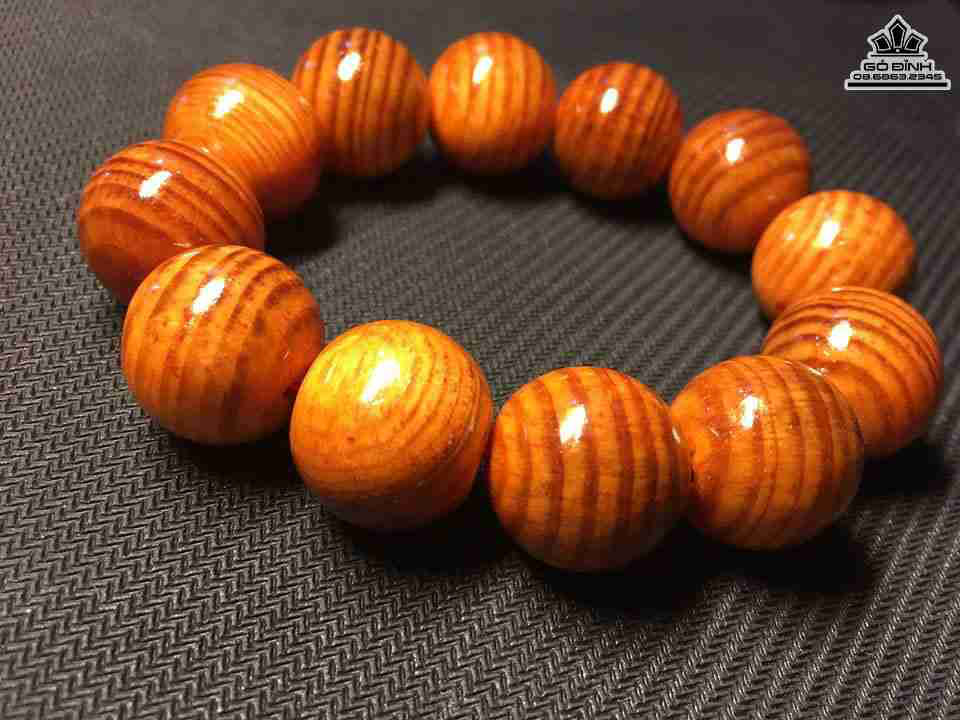 Vòng Tay gỗ Huyết Long
