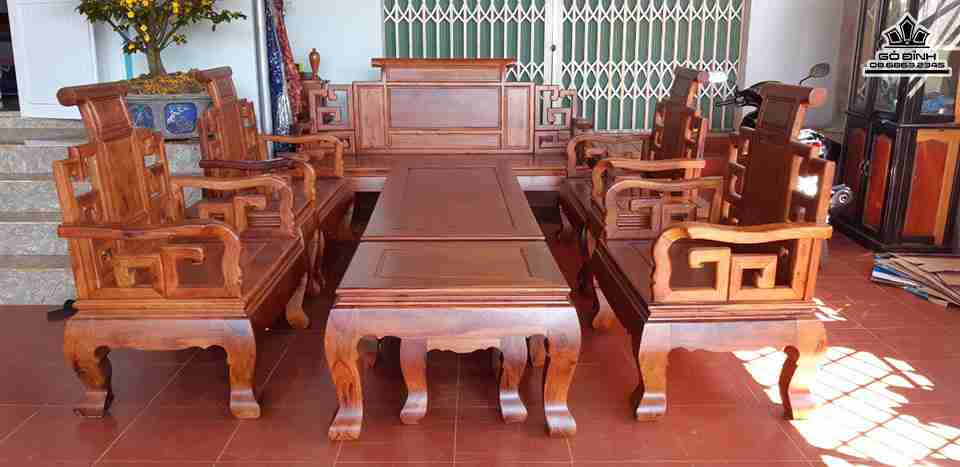 Bộ Trường Kỷ gỗ dùng trong việc tiếp đón khách quý, sum họp bữa cơm gia đình