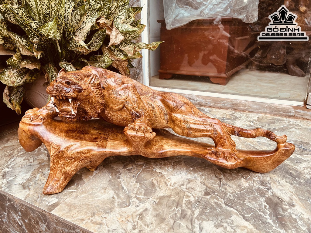 Tượng Mãnh Hỗ rình mồi gỗ Hương Việt