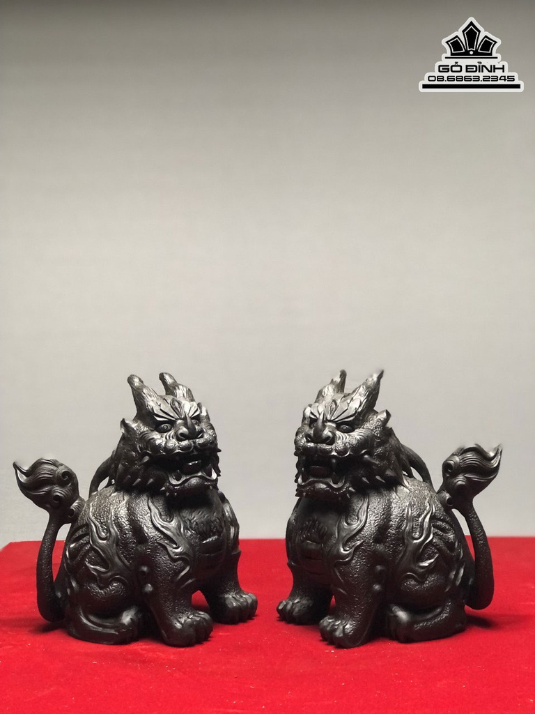 Tượng Tỳ Hưu gỗ mun