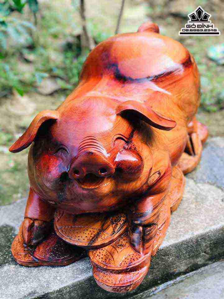 Hướng đặt tượng Heo
