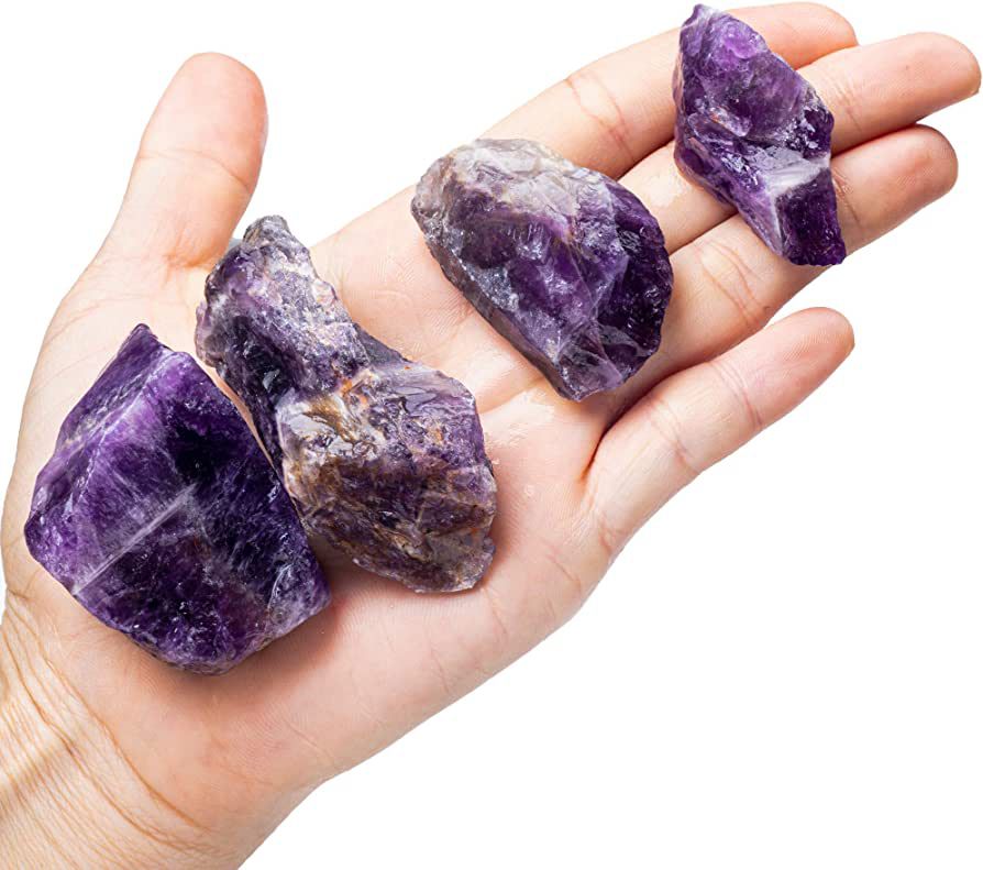 Đá Thạch Anh tím mang đến nhiều công dụng tuyệt vời về mặt tâm linh, phong thủy cũng như sức khỏe