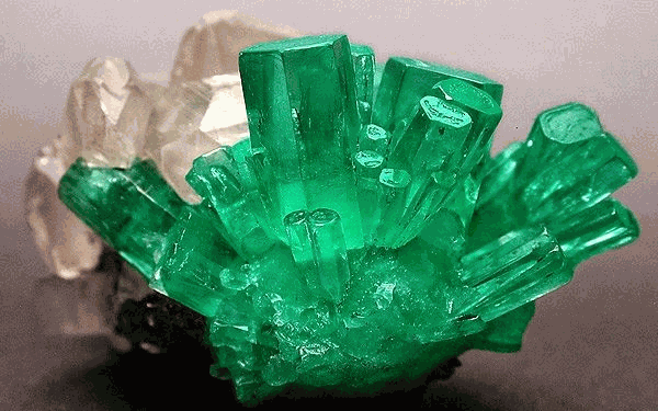 Đá Thạch Anh Phong Thủy xanh