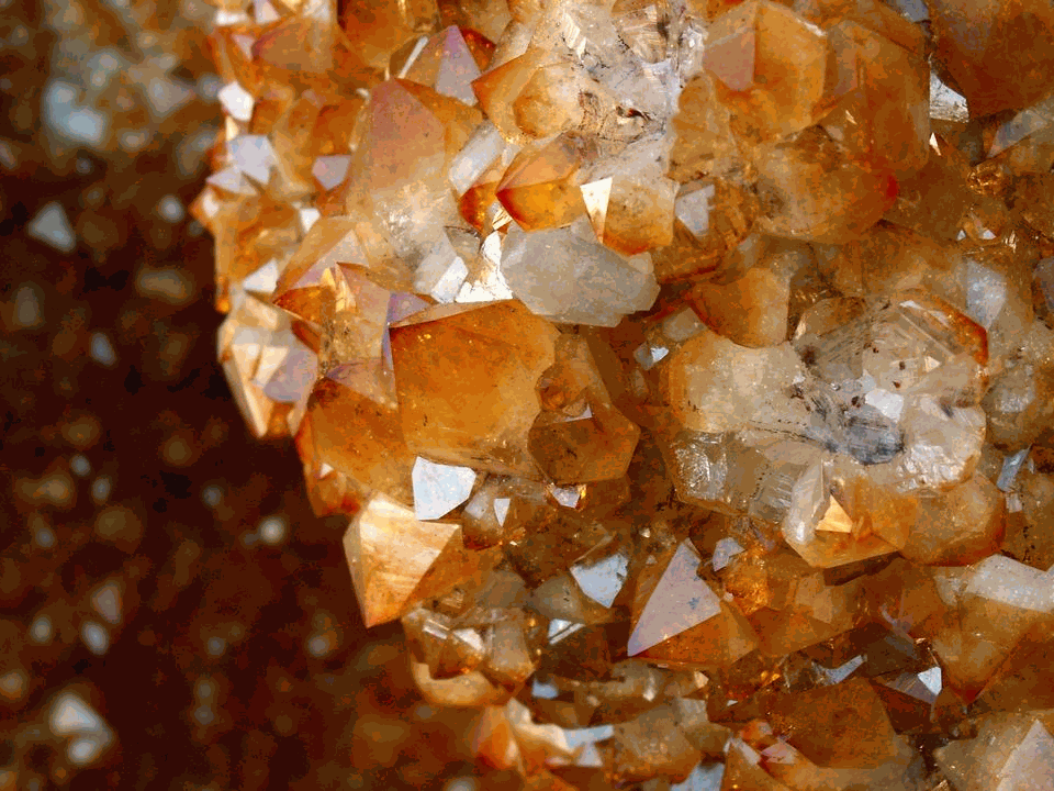 Đá Citrine mang đến nhiều ý nghĩa phong thủy tốt