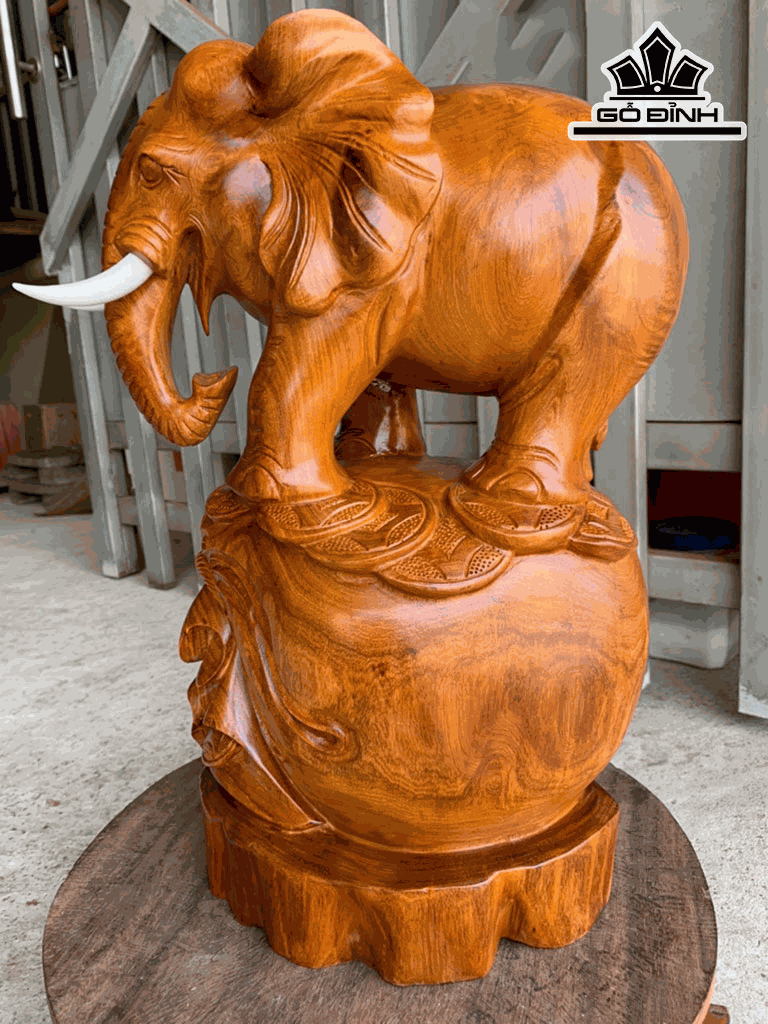 Tượng Voi gỗ phong thủy
