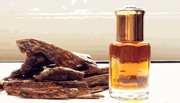 Tác Dụng Của Tinh Dầu Gỗ Trầm Hương