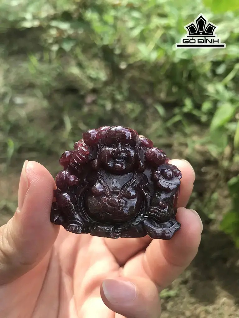Đá Garnet