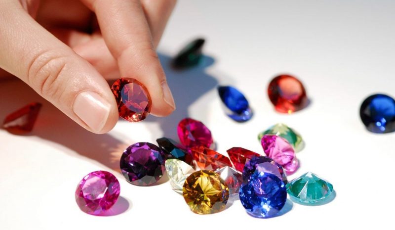 Đá Zircon