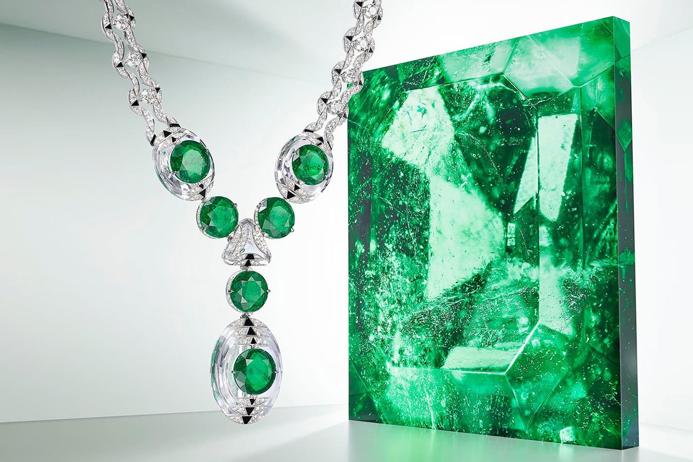 Đá Emerald