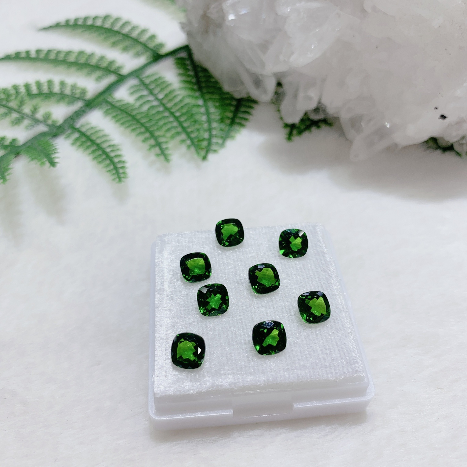 Đá Diopside