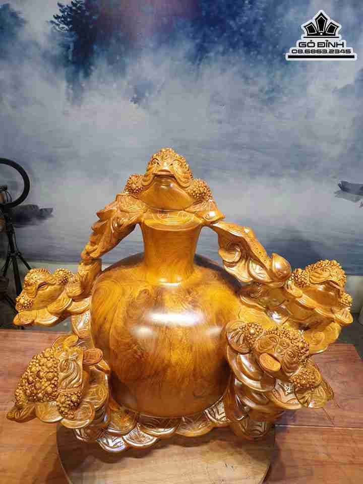Tượng Ngũ Cóc Chấn Bình Tài Lộc Gỗ Hương