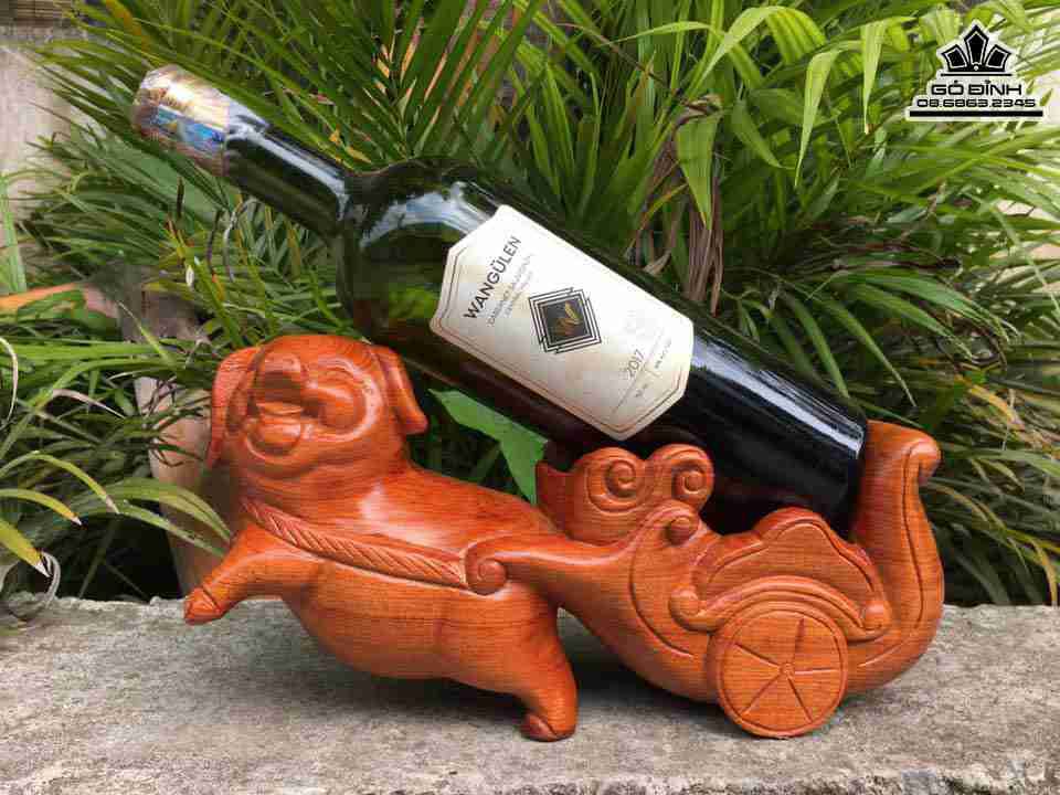 Tượng Heo Kéo Xe Gỗ Hương 