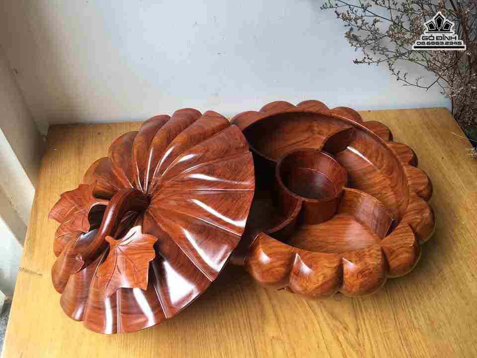 Hộp mứt Bí Ngô gỗ hương 