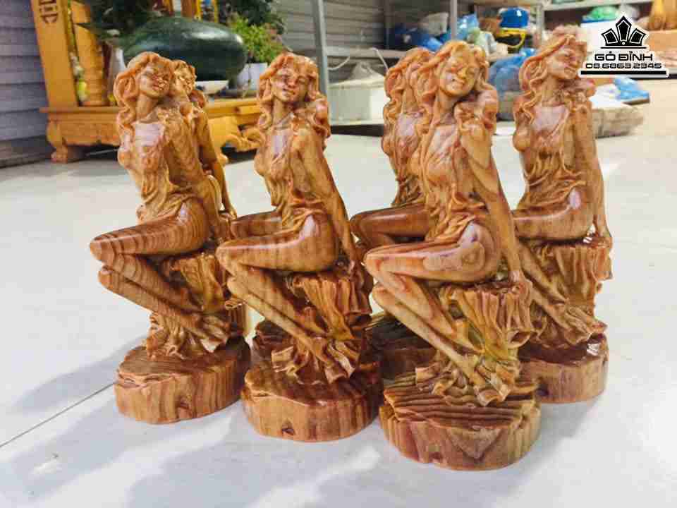 Tượng Nàng Thơ Gỗ Huyết Long