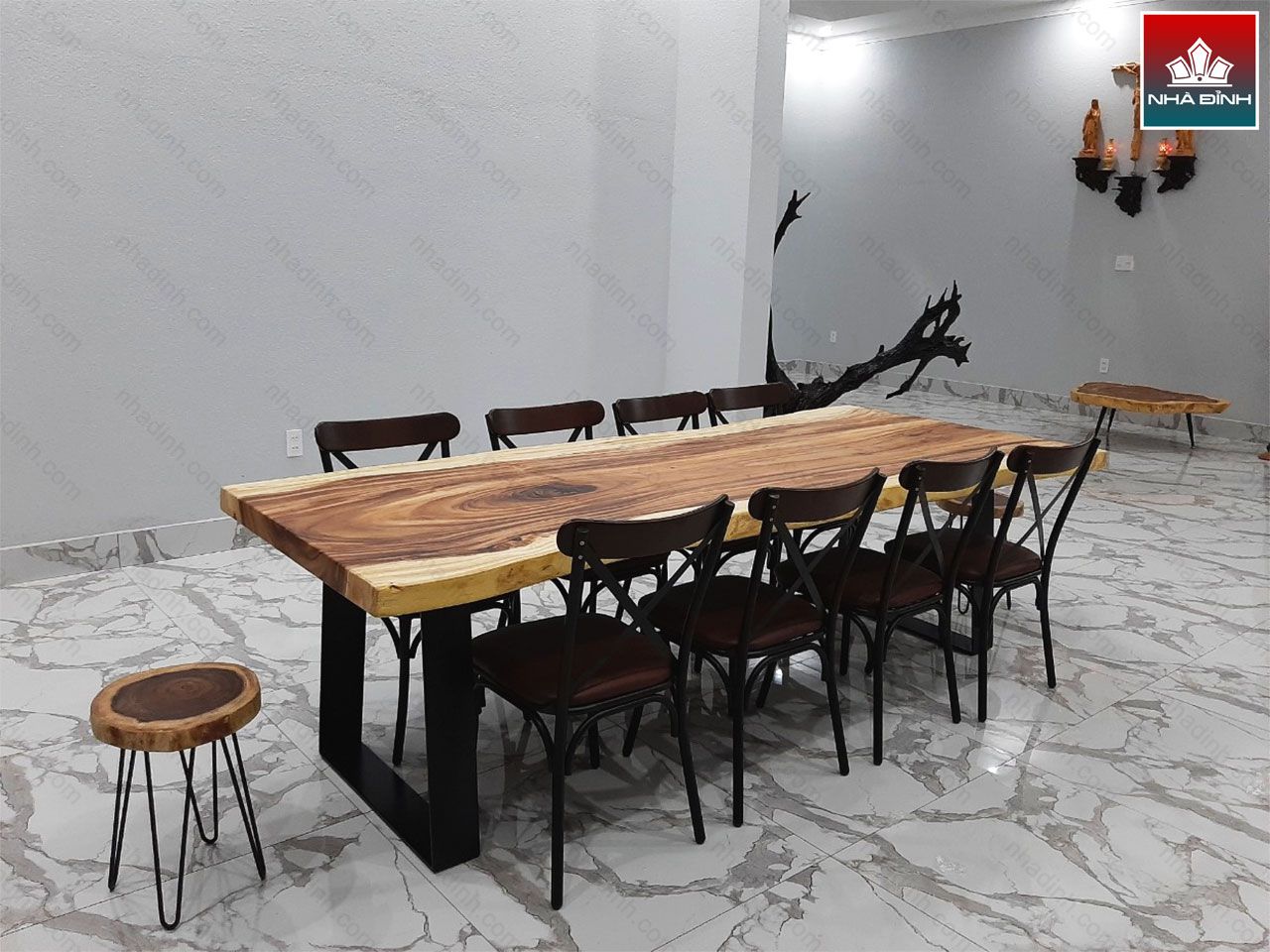 Bàn ghế hiện đại gỗ Me Tây nguyên tấm