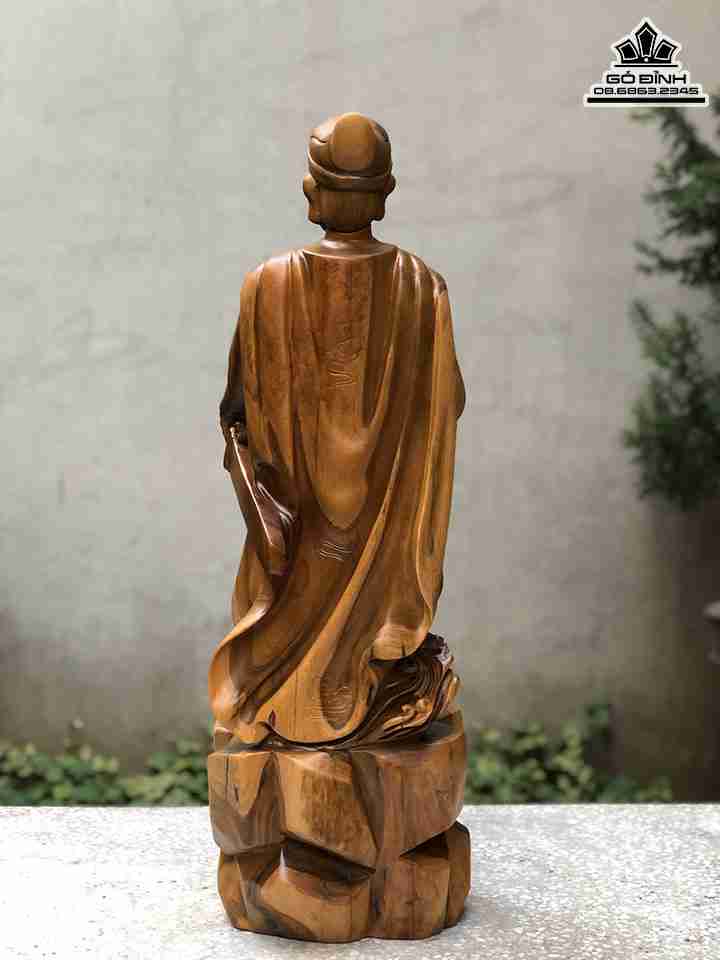 Tuong-Tran-Hung-Dao-Go-Bach-Xanh