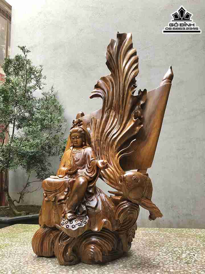 Tuong-phat-Ba-Quan-Am-Go-Bach-Xanh-2