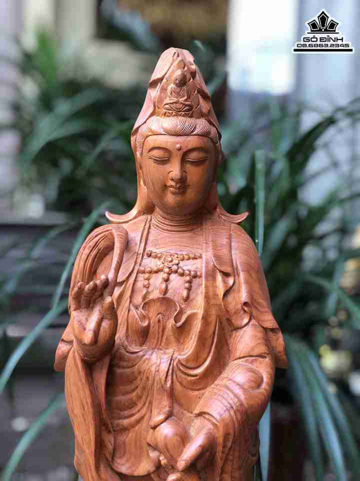 Tuong-Phat-Ba-Quan-Am-Go-Huong