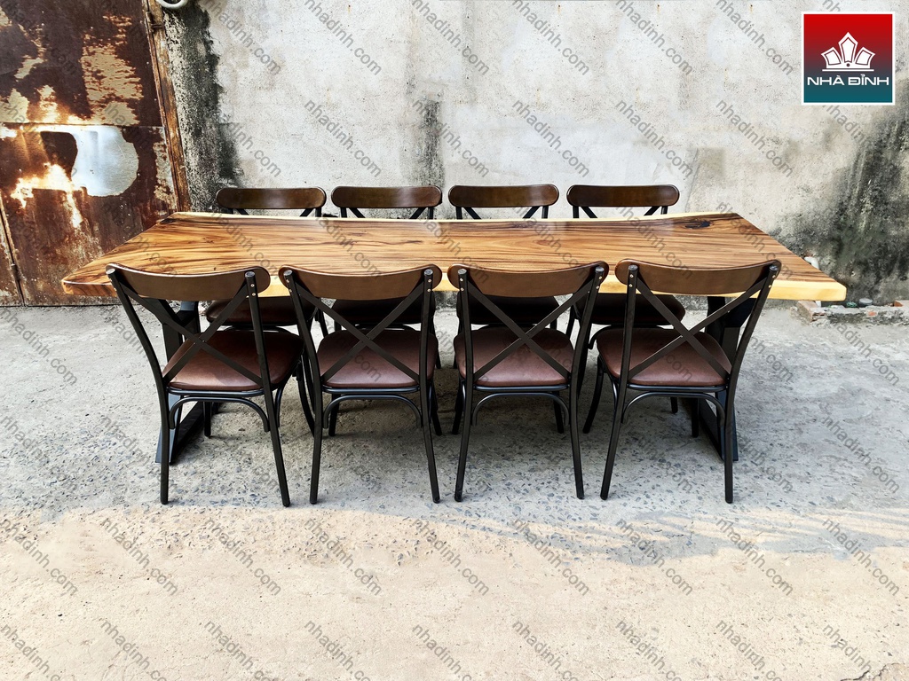 Bộ Bàn Ăn 8 Ghế Gỗ Me Tây Nguyên Khối Dài 240 Rộng 80-90 (cm) 0