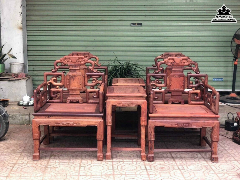 Bộ Bàn Ghế Triện Móc Gỗ Cẩm Việt  Ghế Cao 97 Ngang 67 Sâu 52 Đôn Cao 69 Ngang 38 Sâu 48 (cm) 0