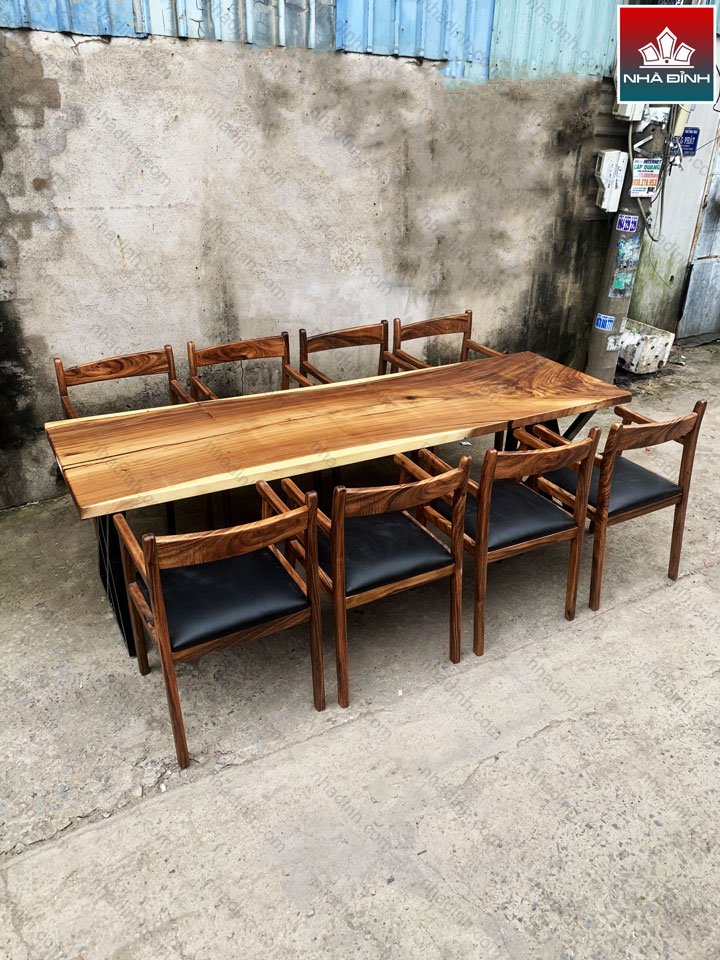 Bàn Ăn 8 Ghế Gỗ Me Tây Nguyên Khối Dài 251 Rộng 75 Cao 75 (cm)1