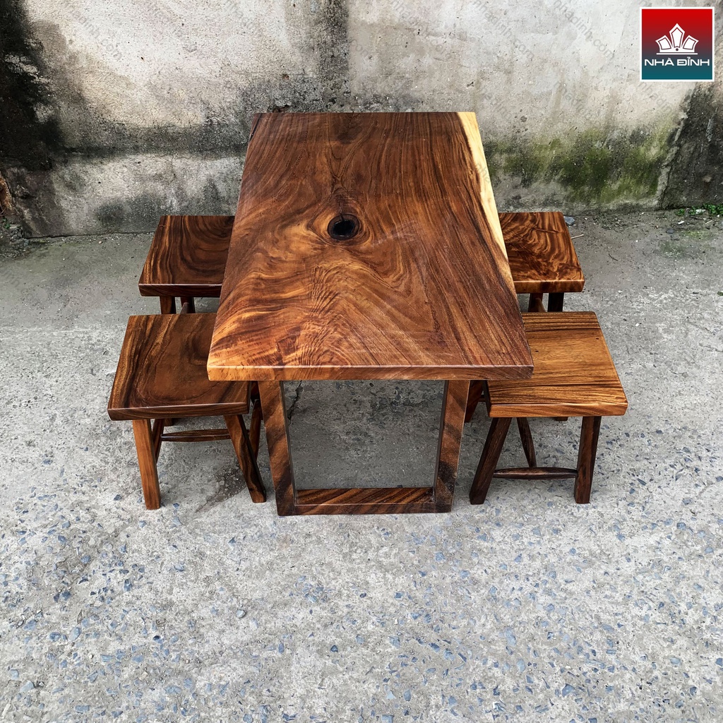 Bàn Ăn 4 Ghế Gỗ Me Tây Nguyên Khối Cao 75 Dài 109 Rộng 69 (cm)